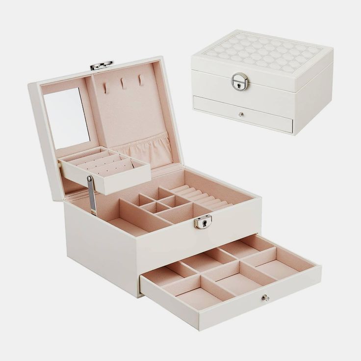 Multi Layered Jewelries Storage